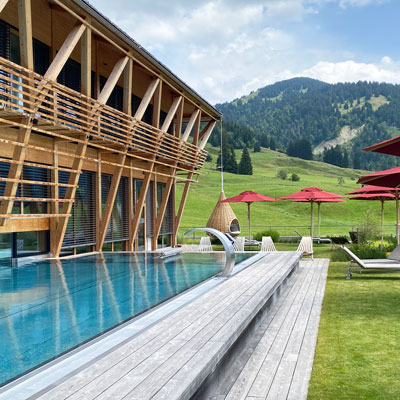 Hier der Schwimmpool