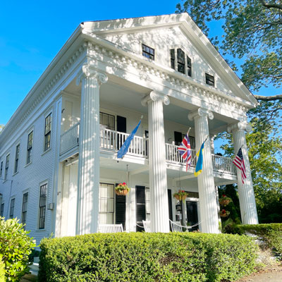 Bed Breakfast Cape Cod Inn in Yarmouth